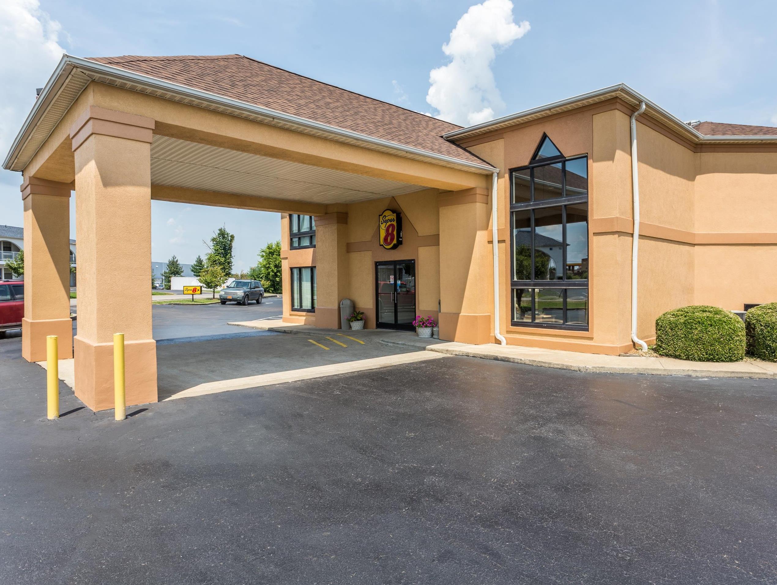 Super 8 By Wyndham Dickson Hotel Exterior photo