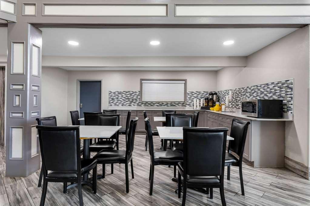 Super 8 By Wyndham Dickson Hotel Restaurant photo